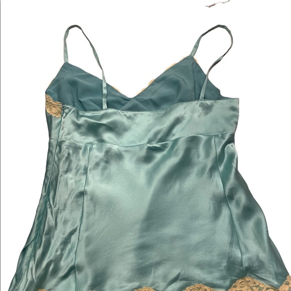 Tank - Picture 2 of 3